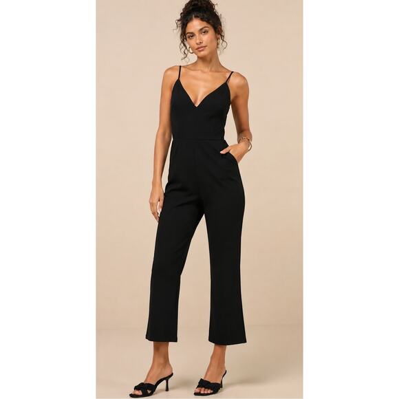 Lulus Pants - LuLus Black Cropped Jumpsuit Adjustable Strap Stretch Medium NWT